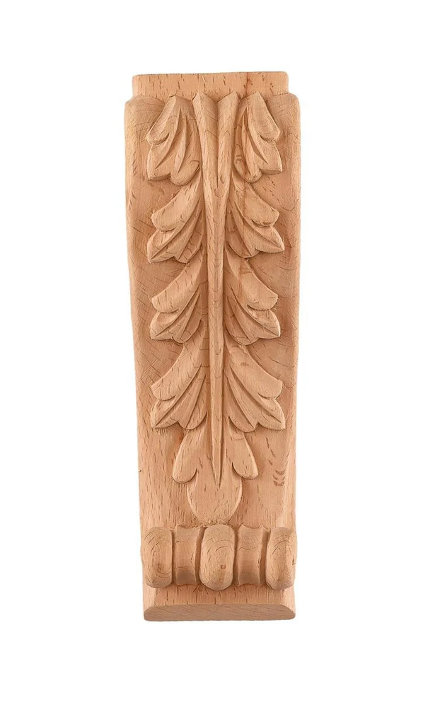 Capittel décoratif en bois avec sculptures