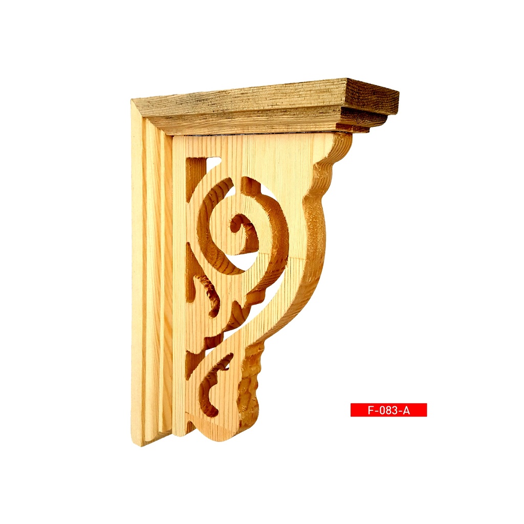 Wood decorative capitel with sculptures