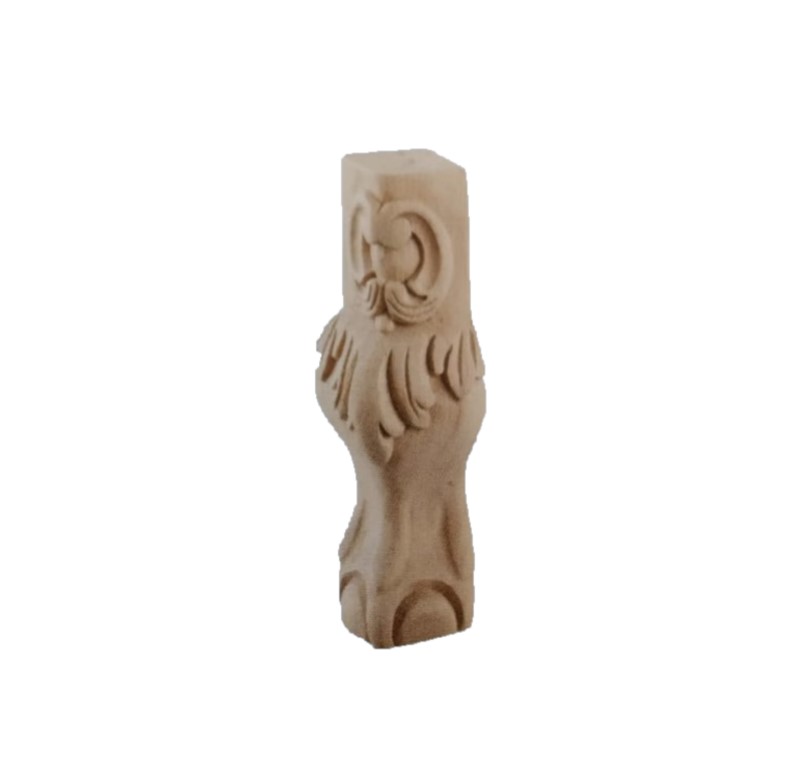 PICIOR DIN LEMN CU SCULPTURI