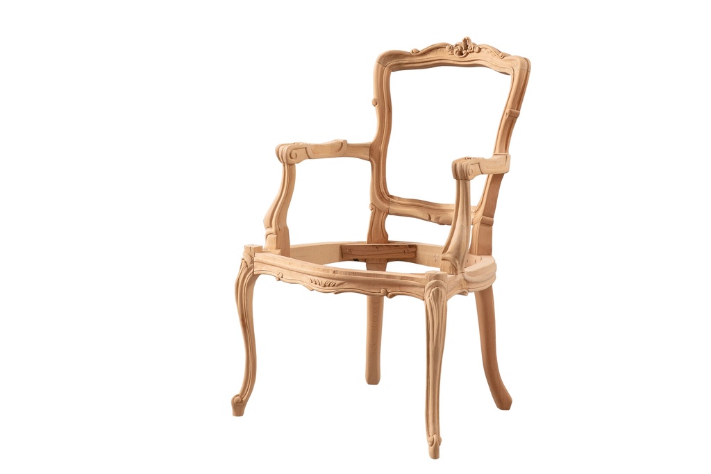 Fauteuil squelette en bois avec sculpture