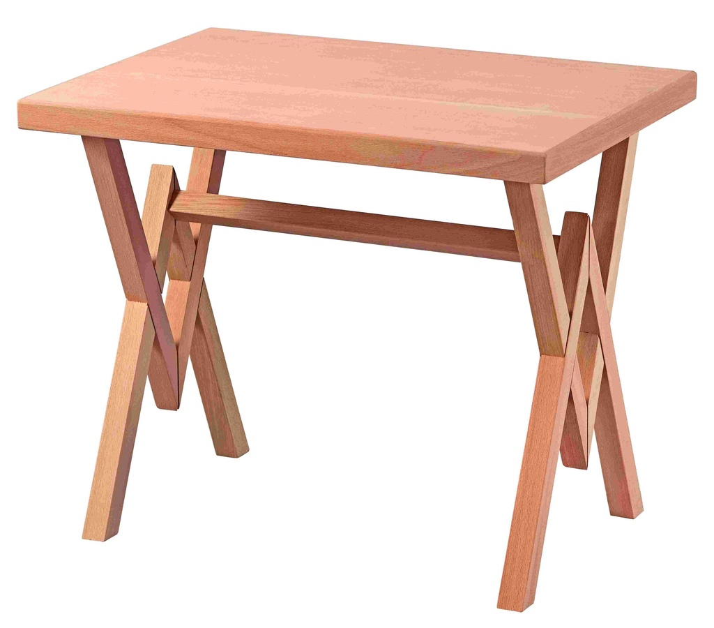 La table en bois rectangulaire
