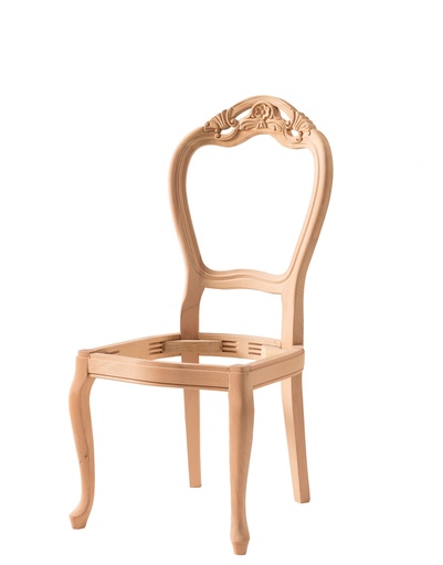 [214N] Chaise en bois squelette avec sculpture